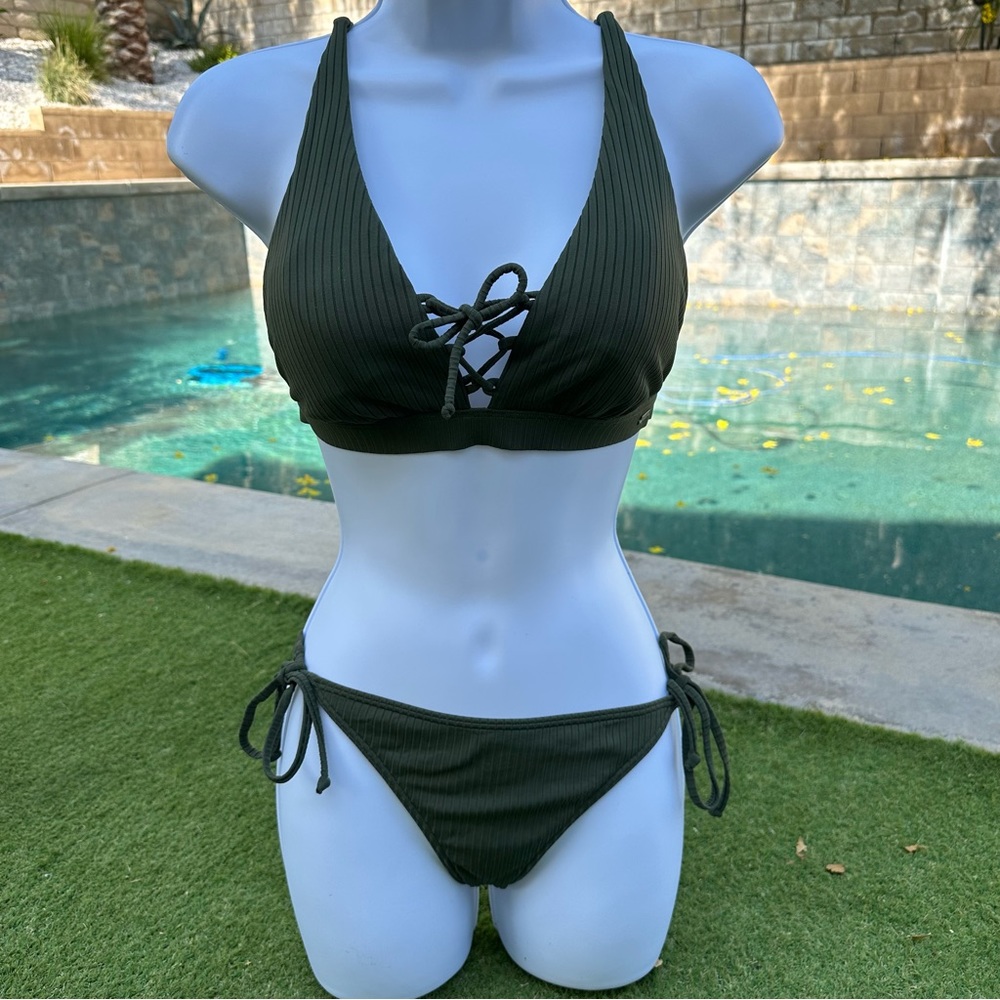 Roxy 2 piece Bikini 👙